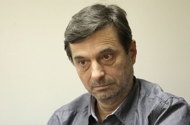 Д. Манолов: Политиците сега жънат плодовете на това, което сами посяха