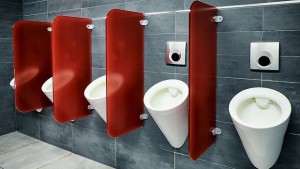 Устройство насочва мъжката струя в писоарите