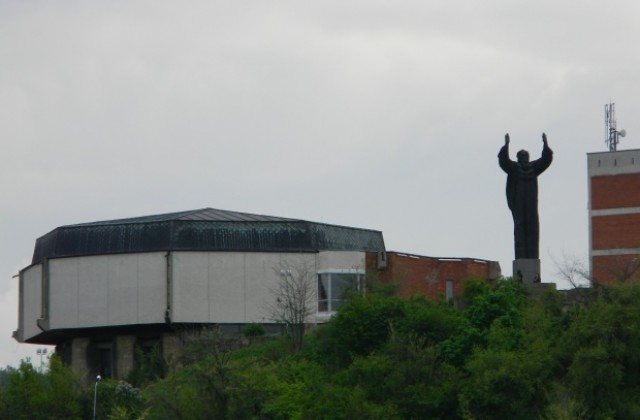 1000 години от смъртта на цар Самуил отбелязва ВТУ