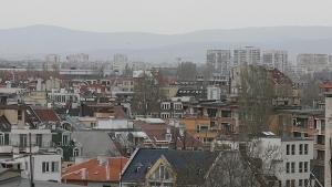 Времето на 30 октомври Облачно и дъждовно
