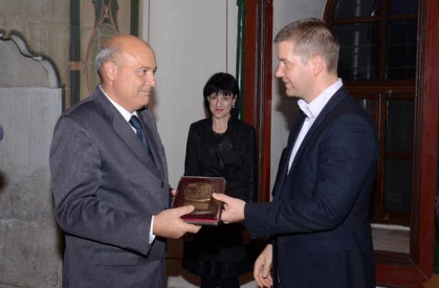 Кметът на Стара Загора награди носителите на плакет „Анастасия Тошева”