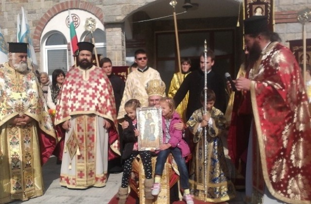 Пловдивският митрополит Николай нарече Хелоуин празник на сатаната