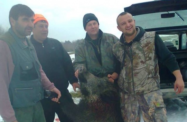 Кинезитерапевтът на БК Черно море отстреля 100-килограмов глиган