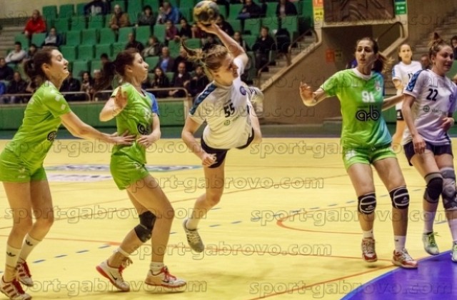 Бъки надигра Хасково и остава лидер в женската АРХГ