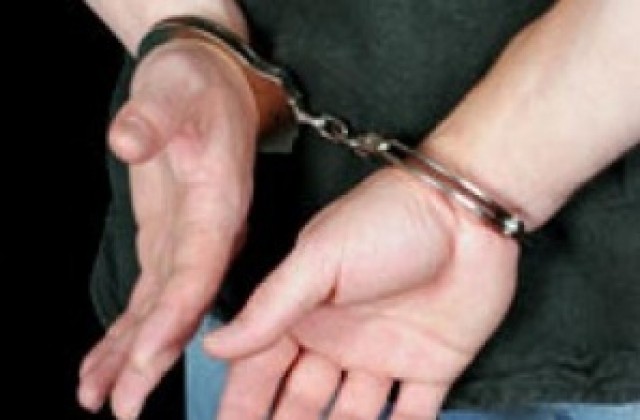 Арестуваха крадец, „шетал” из новозагорски села
