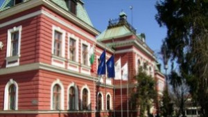 Кметовете на Кюстендил и Дупница изпратиха на Бат Сали географска