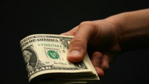 Украйна плати 145 млрд долара от дълга си към Газпром