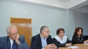 Цанева Арабаджиева Димитров и Ненчев Времето минава ПМГ още няма