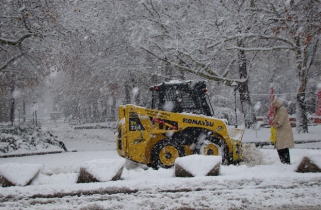 120 000 лв. за снегопочистване в Димитровград. Търсят изпълнители