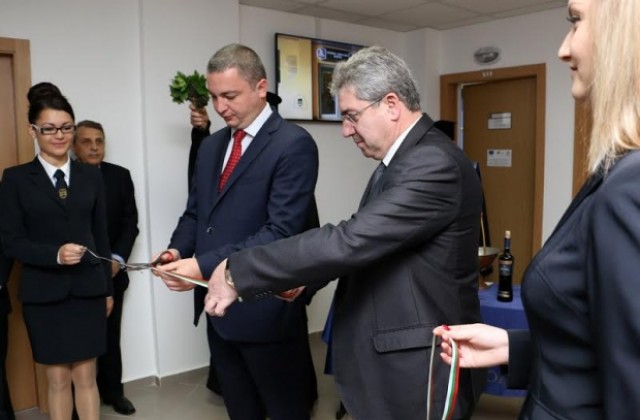 Кметът и ректорът на МУ Варна откриха нов дентален център