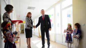 Проблемът с недостига на места в детските градини е напълно