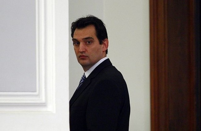 Няма опасения за режим на тока, успокои министър Щонов