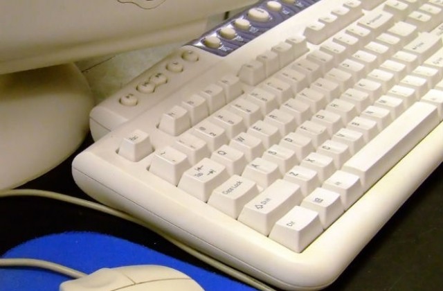 53 млн. електронни пощи хакнати при атака срещу Home Depot