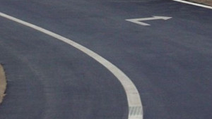 Липсата на адекватна пътна маркировка затруднява обучението на водачи смята