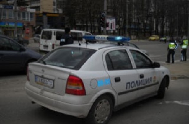 16-годишна кара автомобила на майка си