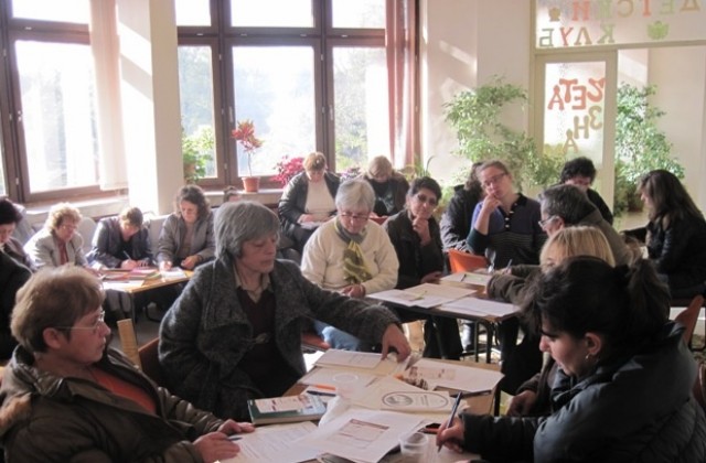 Дигиталната библиотеки бе представена пред екипите на читалища от област Габрово