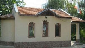 Освещават нов храм в ловешкото село Гостиня