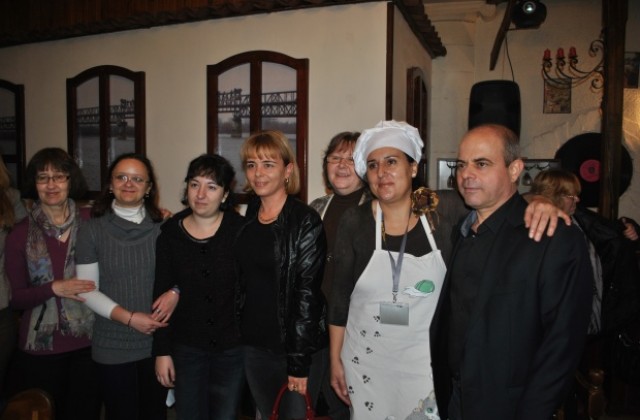 Кулинарно състезание за непрофесионалисти На върха на ножа се проведе в Русе