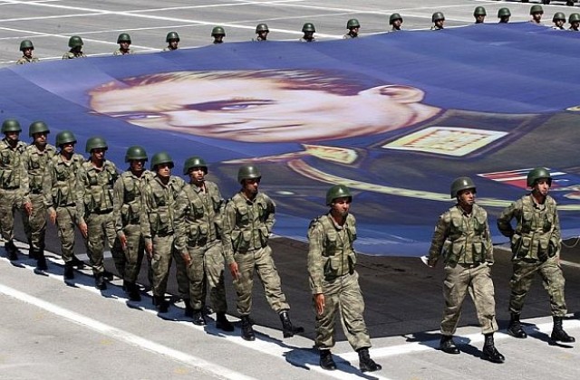 Турция отбелязва 76 години от смъртта на Ататюрк