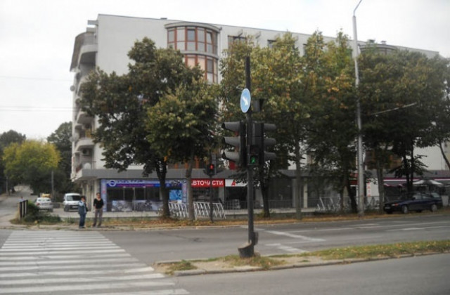 Започна подмяната на уличното осветление в Добрич
