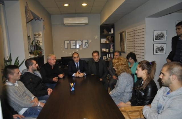 Цветан Цветанов се срещна с новоприети членове на ГЕРБ във Велико Търново