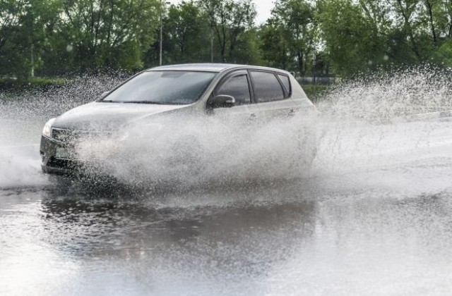 Пуснаха в продажба подводен автомобил