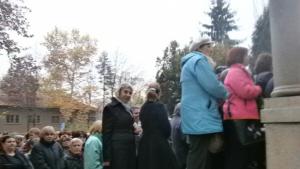 Стотици се стекоха в храм Св Мина