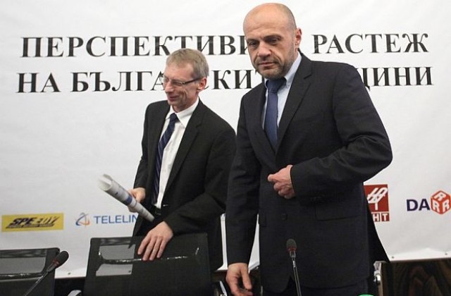 България рискува да загуби голяма част от евросредствата към края на годината