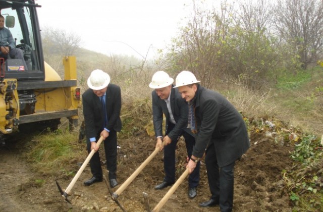 Започна рекултивацията на старото депо в Сухиндол