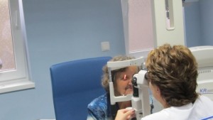 Училище за катаракта ще събере пациенти и специалисти