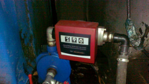 Митничари разбиха нелегална бензиностанция във Варна