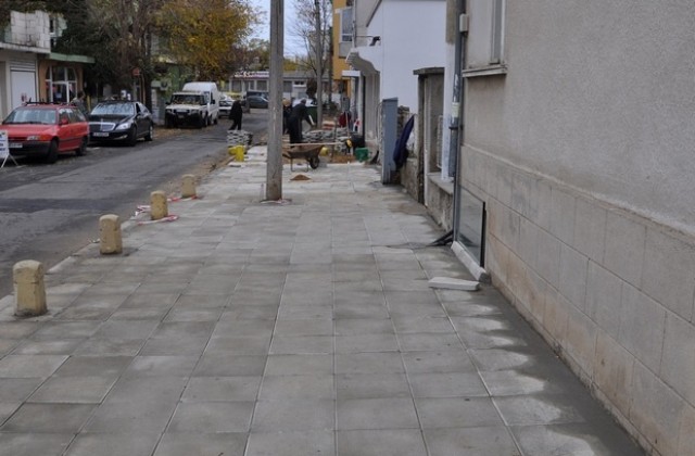 Нови плочки за несебърски улици