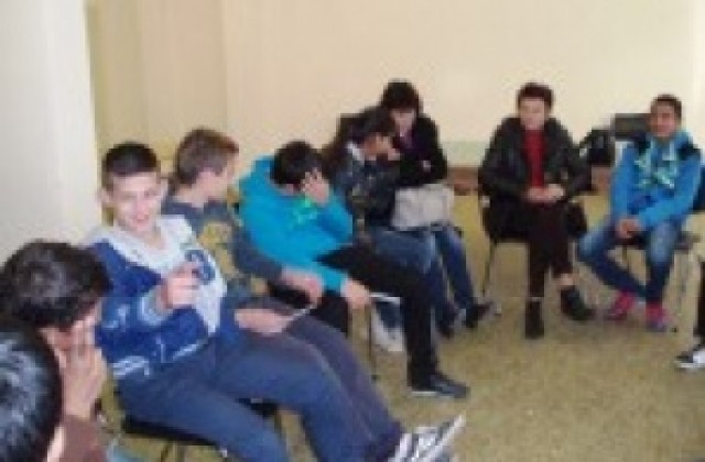 Силни - без агресия и насилие”