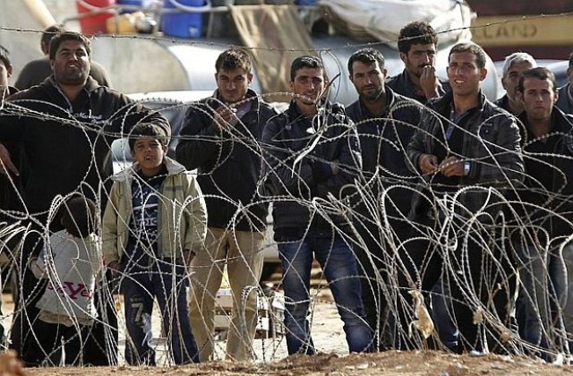 Никакво измъкване за сирийците, търсещи убежище в чужбина
