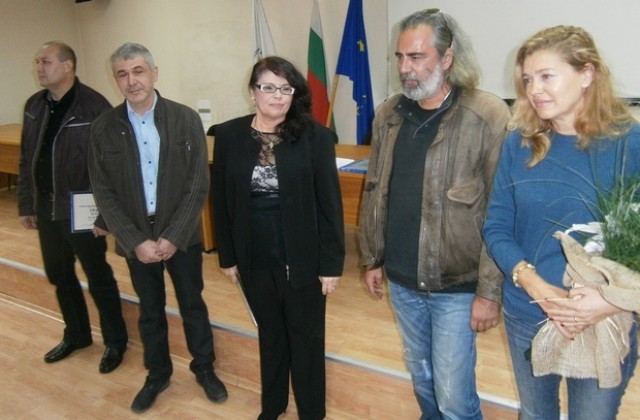 Андрей Слабаков и Ернестина Шинова връчиха Наградите за хуманизъм в УМБАЛ-Плевен