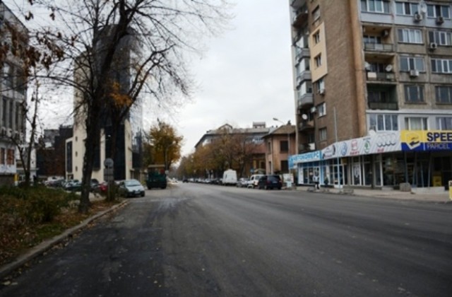 Булевард „Васил Априлов“ е с нова асфалтова настилка