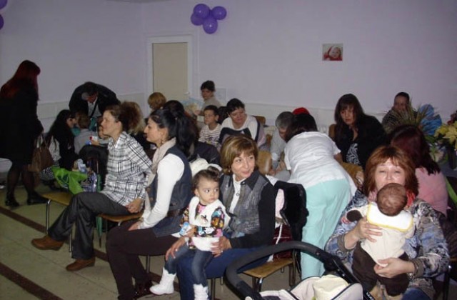 Неонатологичното отделение в МБАЛ - Добрич посреща семейства на недоносени деца