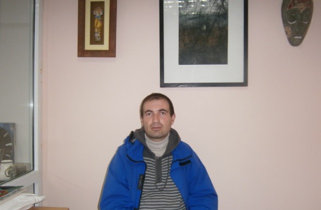 Даниел Исаков ще  съди Валерий Петров за клевета