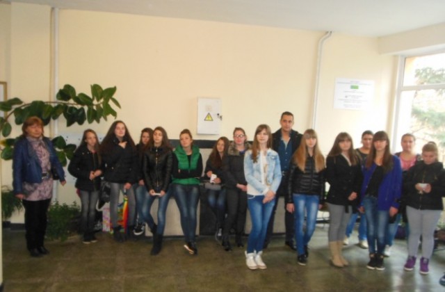 Липсват учебници на български език в основното училище в Босилеград