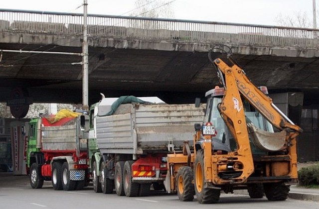 Удължават ремонта на бул. „Александър Малинов“ в Младост