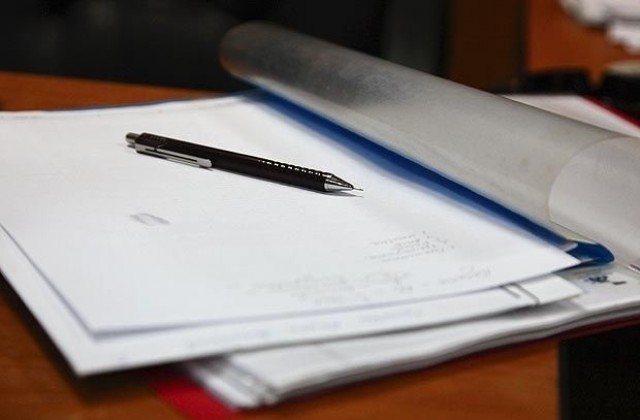 Изчезването на тефтерчето на Златанов възпрепятства делото, смятат експерти