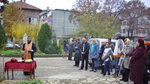 Отслужиха панихида за загиналите в катастрофи
