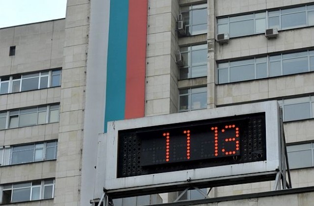 Разтърсваща инсталация пред ВМА в памет на загиналите при катастрофи