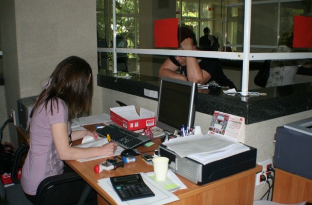 Законодателни промени ще позволят данъчните декларации да се подават онлайн