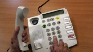 Баба освободила колетна пратка с 1200 лв