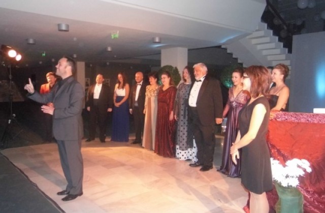 „Концерти с пиано“ във фоайето на Опера Стара Загора