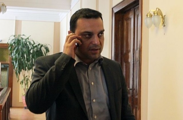 Девет гари между Нова Загора и Айтос са опасни, влаковете от тях спират временно