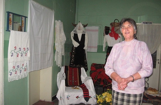 Етнографска изложба „Кърпата в бита на българина”