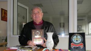 Медали от състезания и десетки грамоти колекционира търновски учен