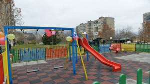 Откриха детска площадка в квартал Дружба